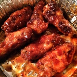 Chanello's Pizza - BBQ 1/2 order of wings