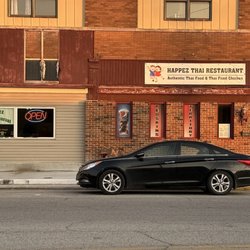 Happez Thai Restaurant - Happez Thai Restaurant