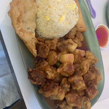 Thai House Restaurant - Sweet-and-sour chicken lunch that included fried rice or white rice, Wonton and egg roll. - Thai Near Me - Redlands, California
