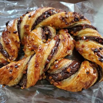 Tous Les Jours - Chocolate pretzel pastry - Bakeries Near Me - Brooklyn, New York Tous Les Jours - Chocolate pretzel pastry - Bakeries Near Me - Brooklyn, New York
