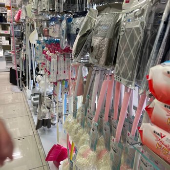 Daiso - Bathroom cleaning stuff - Discount Store Near Me - San Gabriel, California