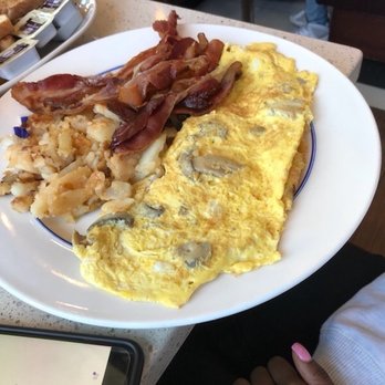 Atlantic Diner - American Near Me - Richmond Hill, New York Atlantic Diner - American Near Me - Richmond Hill, New York