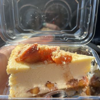 Eat Da Cake - Peach cobbler cheesecake - Bakeries Near Me - Schererville, Indiana