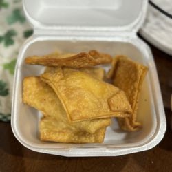 Kung Fu Kitchen - Cream cheese ragoons