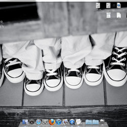 Mark Dickinson Photography - oh yes, his photo is my desktop background :)