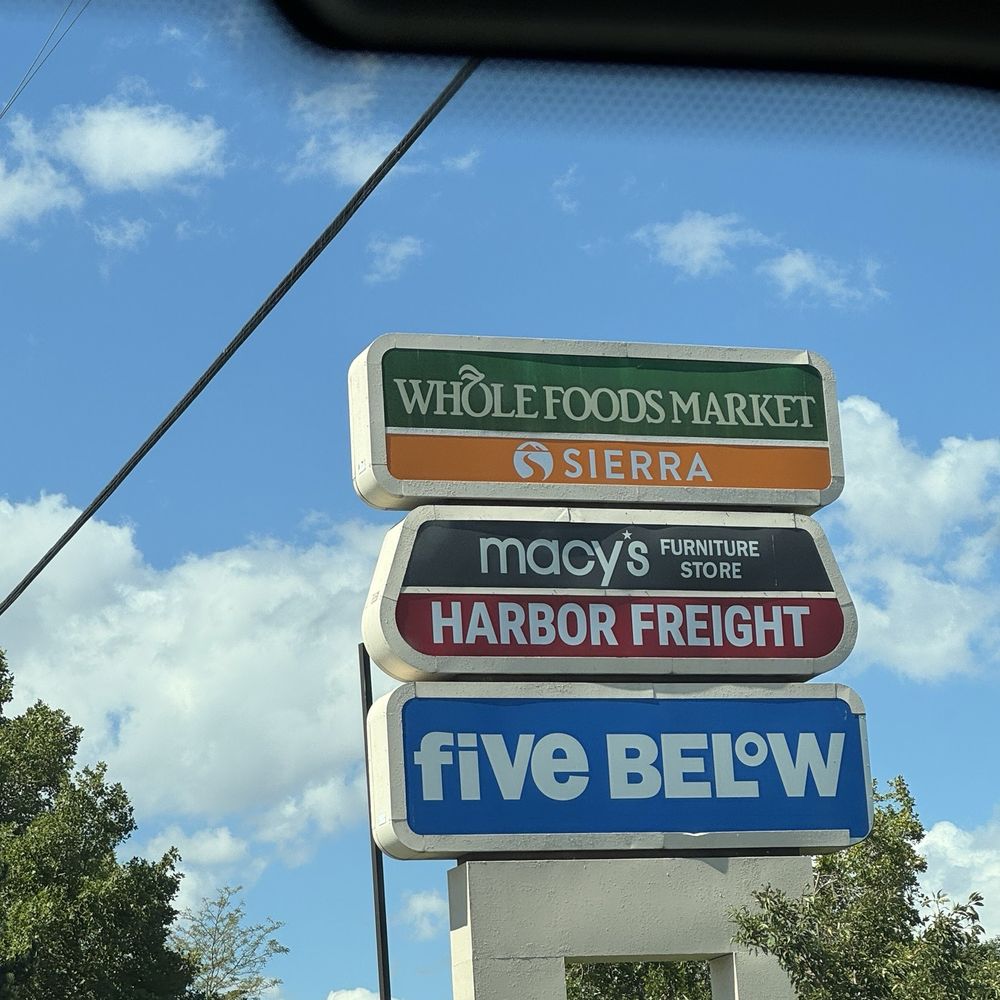 Sierra - Sign - Shoe Stores Near Me - Reno, Nevada Sierra - Sign - Shoe Stores Near Me - Reno, Nevada