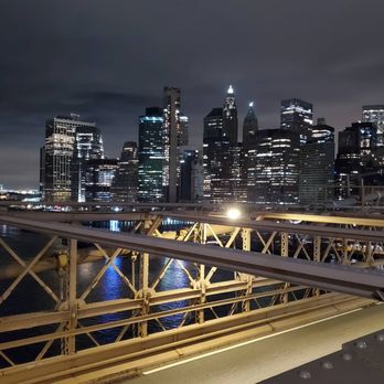 Brooklyn Bridge - Landmarks & Historical Buildings Near Me - Brooklyn, New York