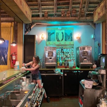 Rum Shack - Dana bartender was amazing. Made a wonderful rum old fashion. - Bars Near Me - Galveston, Texas