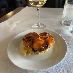 Apricot tarte house made that morning