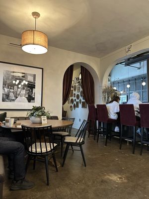 Lola's European Cafe by null