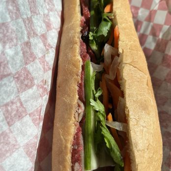 Ding Tea - Pork Bahn mi - Bubble Tea Near Me - Fayetteville, North Carolina