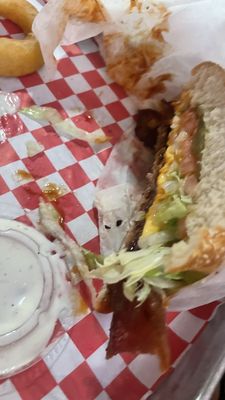 Spinn's Burger & Beer by null