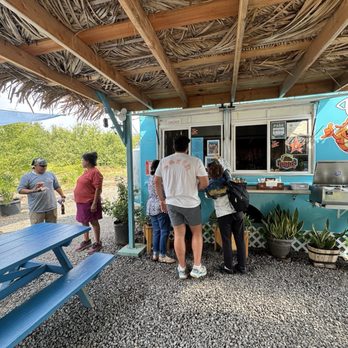 Fish Tacos El Blue - Food truck entrance - Food Trucks Near Me - Lahaina, Hawaii
