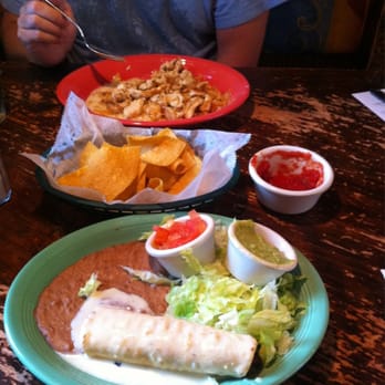 Las Palmas - I'm a little worried. The food came out in about 3 minutes. - Mexican Near Me - Hermitage, Tennessee