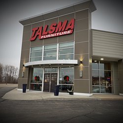 Talsma Furniture - View of the Talsma Furniture entrance