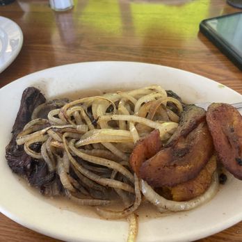 Versailles - #20 Ropa Vieja (Shredded Beef) - Cuban Near Me - Los Angeles, California