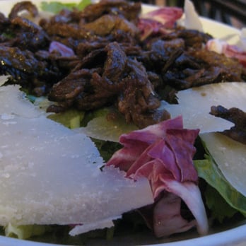 L'Insalata Ricca - Pasquino - Insalata Stracciona - Beef, arugula, chicory, mushrooms, and parmigiano-reggiano, tossed with olive oil and balsamic vinegar. - Italian Near Me - Rome, RM L'Insalata Ricca - Pasquino - Insalata Stracciona - Beef, arugula, chicory, mushrooms, and parmigiano-reggiano, tossed with olive oil and balsamic vinegar. - Italian Near Me - Rome, RM