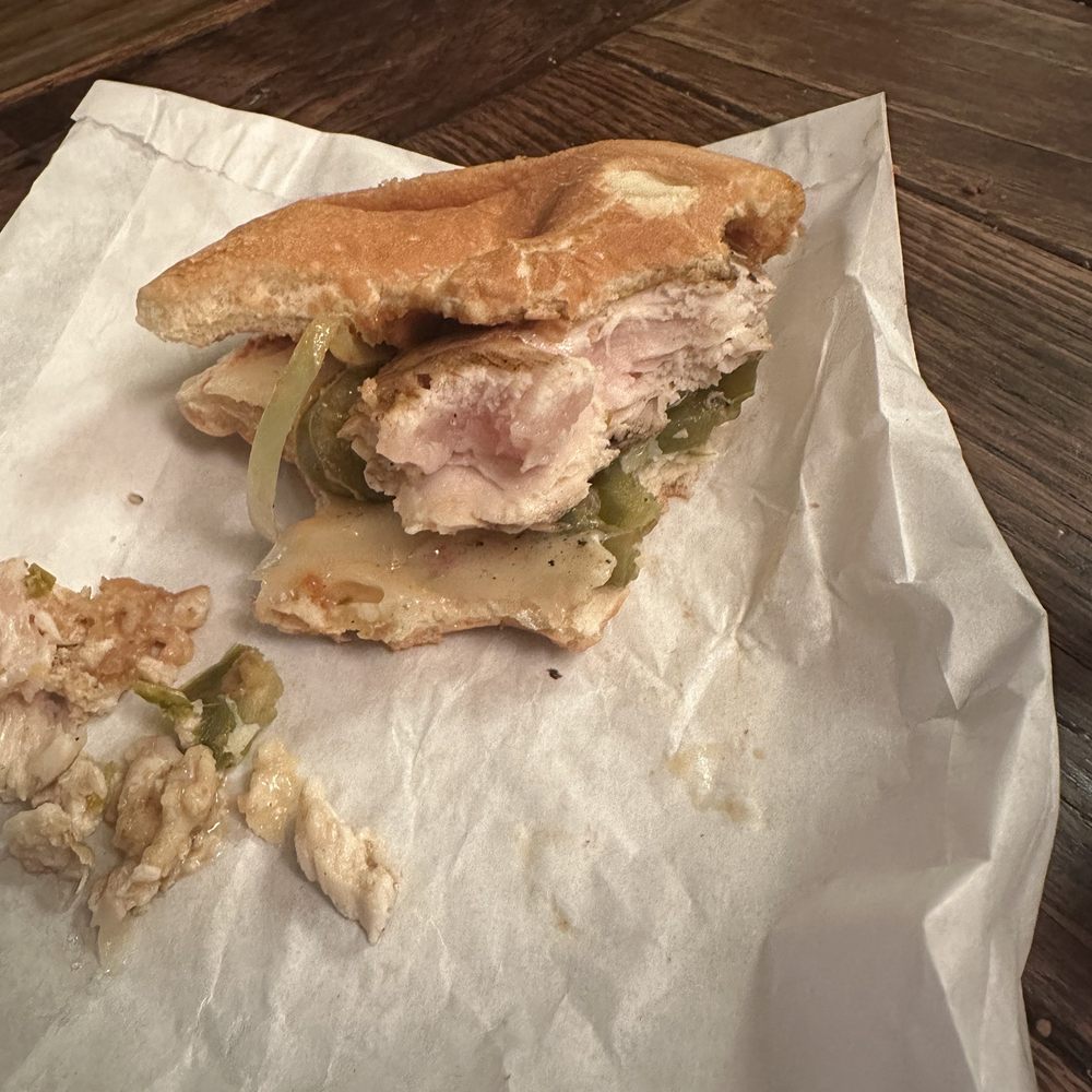 Vick's Burger Shack - Raw jalapeño chicken sandwich - Burgers Near Me - Sultan, Washington