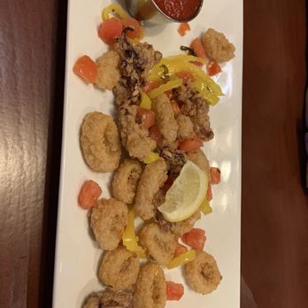 Uno Pizzeria & Grill - Fried Calamari - Pizza Near Me - Bensalem, Pennsylvania Uno Pizzeria & Grill - Fried Calamari - Pizza Near Me - Bensalem, Pennsylvania