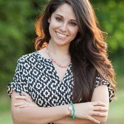 Loretta Snoke-Huezo, Realtor - Indwell Real Estate