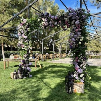 Bizzie Bee Creations - Party & Event Planning Near Me
