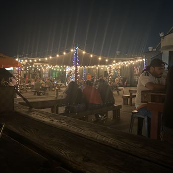 No Label Brewing - Great live band and outdoor venue. Family friendly but still good to hang out. - Breweries Near Me - Katy, Texas