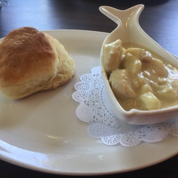 kitchen 1409 - a plate with a biscuit and a bowl of gravy - Canadian (New) Near Me - Little Bras D'Or, Nova Scotia kitchen 1409 - a plate with a biscuit and a bowl of gravy - Canadian (New) Near Me - Little Bras D'Or, Nova Scotia
