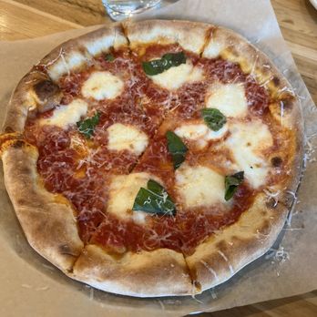 True Food Kitchen - Margherita pizza - New American Near Me - Las Vegas, Nevada True Food Kitchen - Margherita pizza - New American Near Me - Las Vegas, Nevada