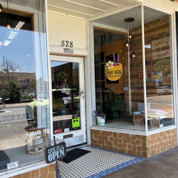 Lolo Kai - Front door - New American Near Me - Galveston, Texas