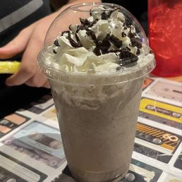 The Depeche Mode milkshake (very good)