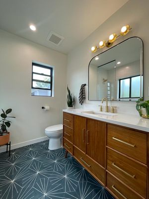 EAGLE ROCK - Master Bathroom Addition - EGLE ROCK project - addition to the house for master bathroom and laundry room.