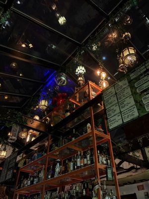 Somerset Bar by null