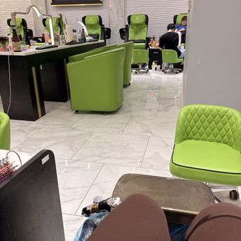 Perfection Nail Spa V - Salon - Nail Salons Near Me - Buffalo, New York