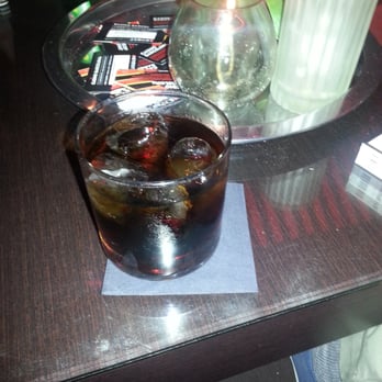 Zahara - Black russian - Cocktail Bars Near Me - Barcelona, B