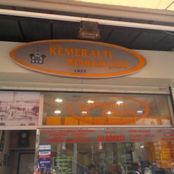 Tarihi Kemeraltı Börekçisi