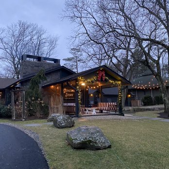 Cedar Lakes Estate - Vacation Rentals Near Me - Port Jervis, New York