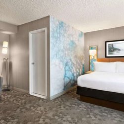 Wyndham Garden at Niagara Falls - Guest room