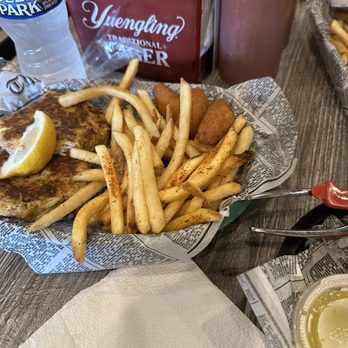 Mama Easley's - Crab cakes - Seafood Near Me - Corolla, North Carolina