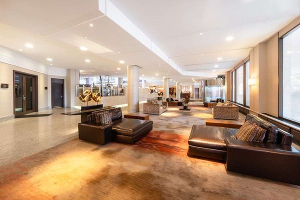 Hilton Berlin by null