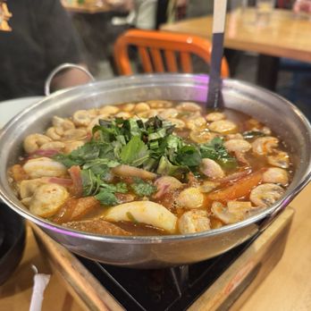 Chiang Rai - V-Tom Yum - Thai Near Me - Long Beach, California Chiang Rai - V-Tom Yum - Thai Near Me - Long Beach, California