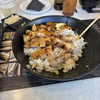 Kakuna Sushi - Sushi Bars Near Me - San Leandro, California