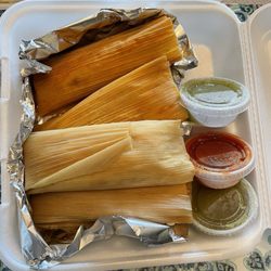 Taqueria DF - Beef and chicken tamales