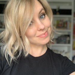 Hair Hive Salon & Dry Bar - Springtime Blonde