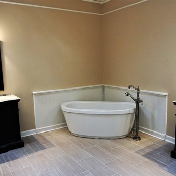 A Final Touch - a bathtub in a bathroom - Painters Near Me