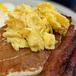 Photo of Country Way - Fremont, CA, United States. Classic Breakfast, pancakes doughy, bacon tough