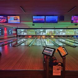 Double Decker Lanes - So many beautiful lights !