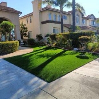 Ultimate Outdoor Creations - Front yard - Artificial Turf Near Me - Corona, California