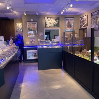 Chew Chew Cookies - Main area - Bakeries Near Me - Galena, Illinois