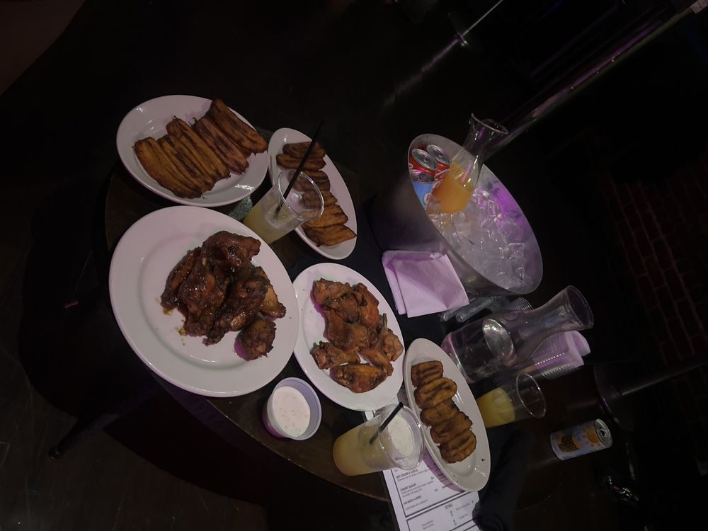 SAVVOR RESTAURANT & LOUNGE Updated November 2024 75 Photos & 103