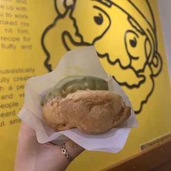 Beard Papa's - Green Tea Cream Puff - Desserts Near Me - New York, New York Beard Papa's - Green Tea Cream Puff - Desserts Near Me - New York, New York